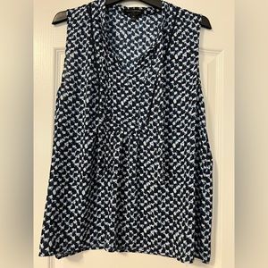 Sleeveless Banana Republic Blouse size XL Navy
